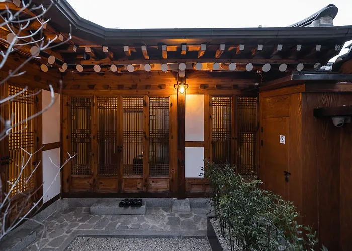Villa Luxury Hanok Warm Nest Retreat Seúl